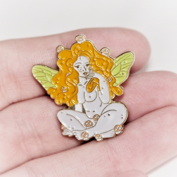 Beautiful orange mushroom forest nymph fairy enamel pin - Picture 5 of 8